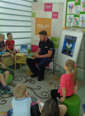 Akcje: Czytanie – bardzo ważna rzecz! – XXV OTCD w Filii nr 3
