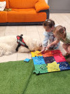 Cztery łapy, setki uśmiechów – dogoterapia w jasielskiej bibliotece - Zdjęcie nr 14