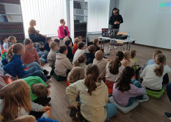 To jakiś kosmos! – spotkanie dla dzieci z Kubą Hajkusiem